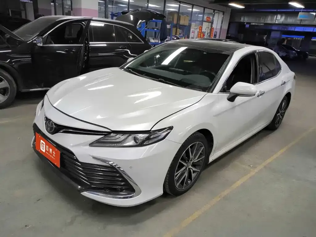 Toyota Camry 2021 из CN, фото 1