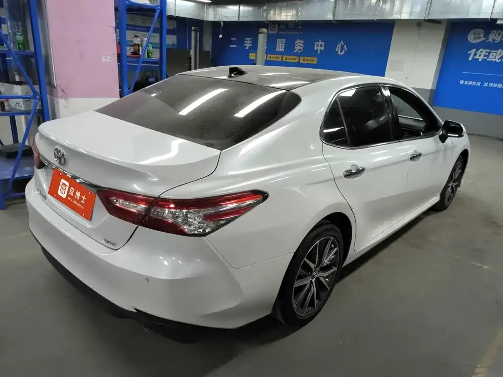 Toyota Camry 2021 из CN, фото 3