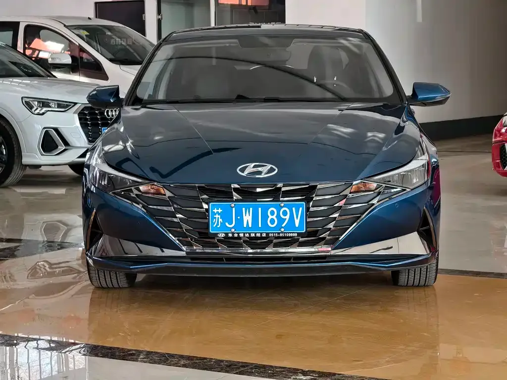 Hyundai Elantra 2022 из CN, фото 1