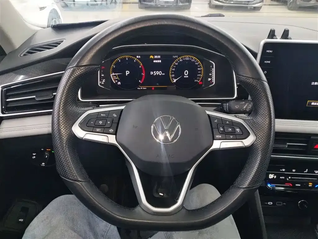 Volkswagen Tiguan L 2023 из CN, фото 6