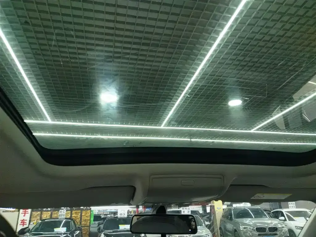 Volkswagen Tiguan L 2023 из CN, фото 4