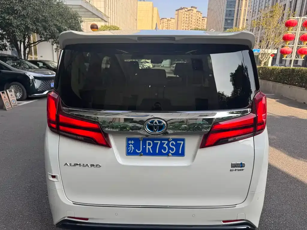 Toyota Alphard 2023 из CN, фото 6