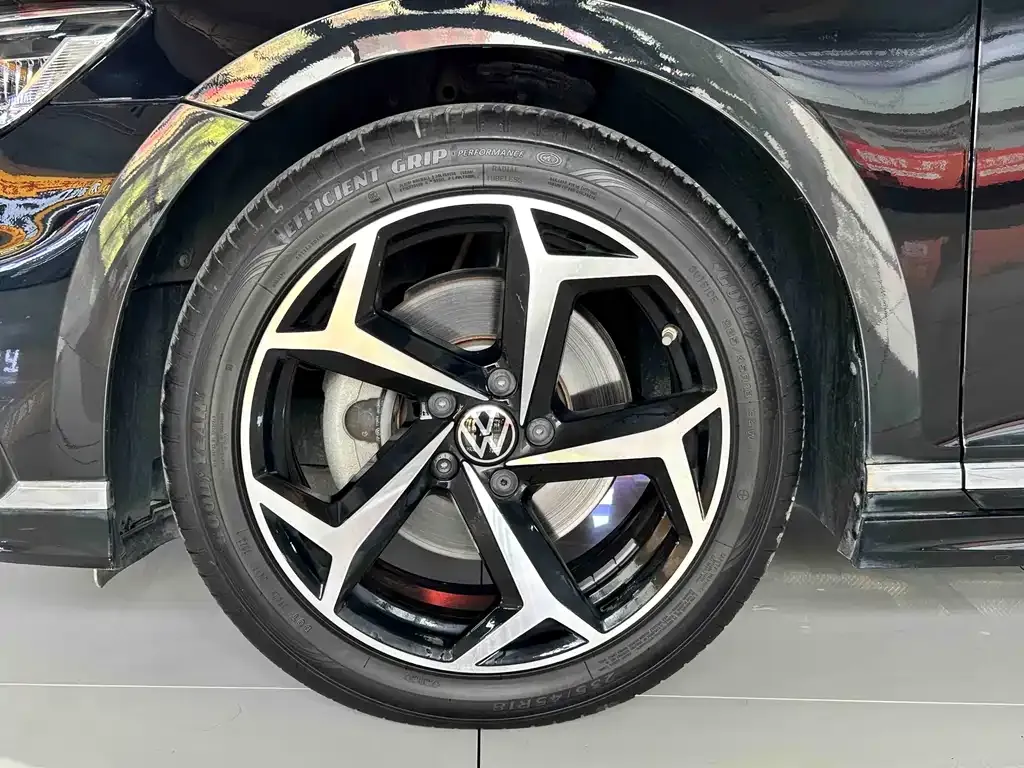 [object Object] Magotan 2024 из CN, фото 4