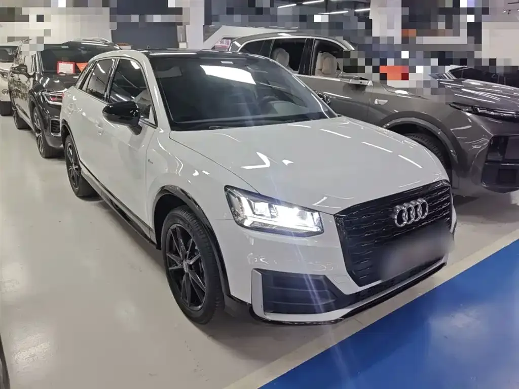 Audi Q2L 2021 из CN, фото 2