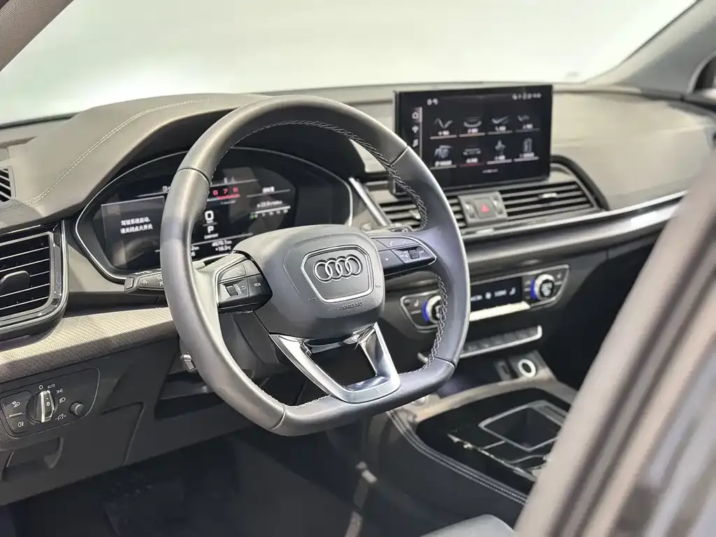 Audi Q5L 2022 из CN, фото 4