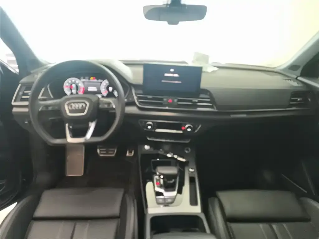 Audi Q5L 2024 из CN, фото 8