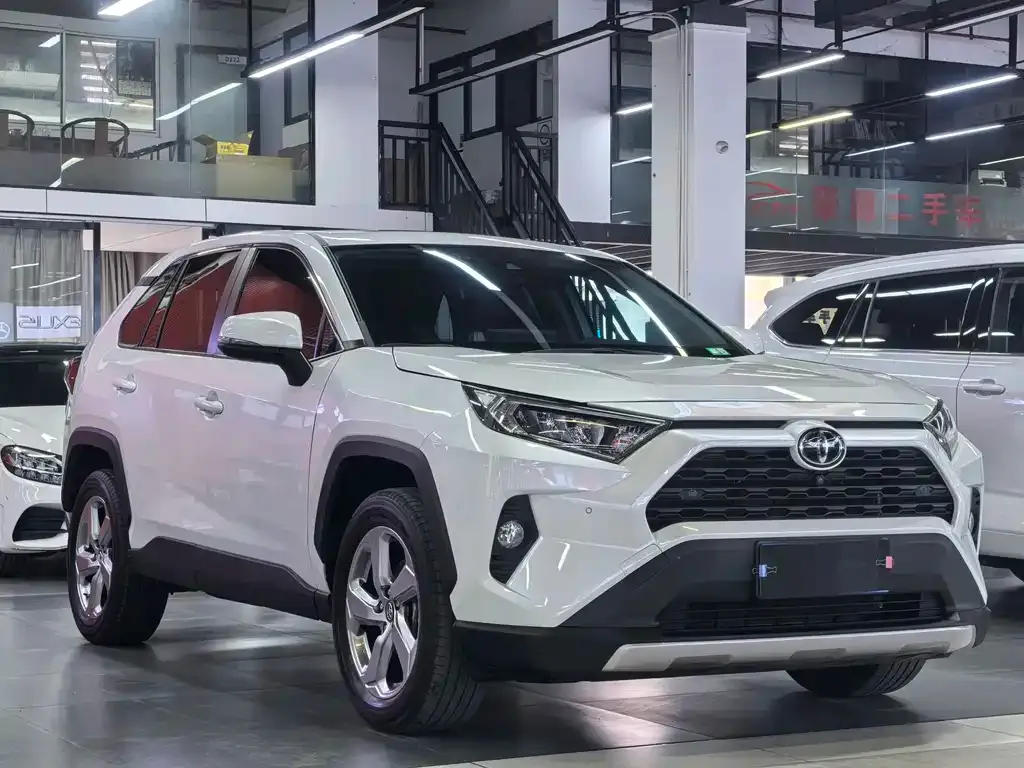 Toyota RAV4 2022 из CN, фото 3