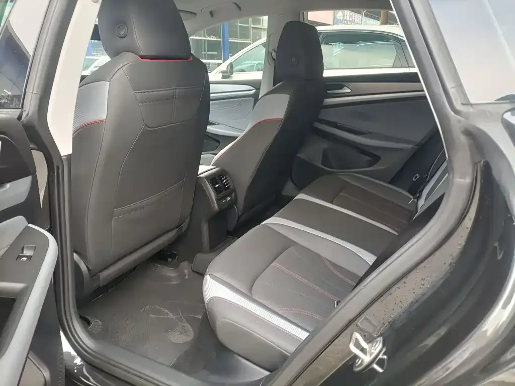 Volkswagen Lamando 2022 из CN, фото 2