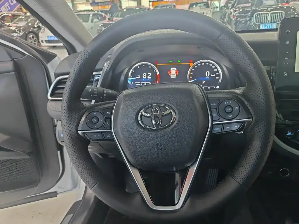 Toyota Camry 2023 из CN, фото 4