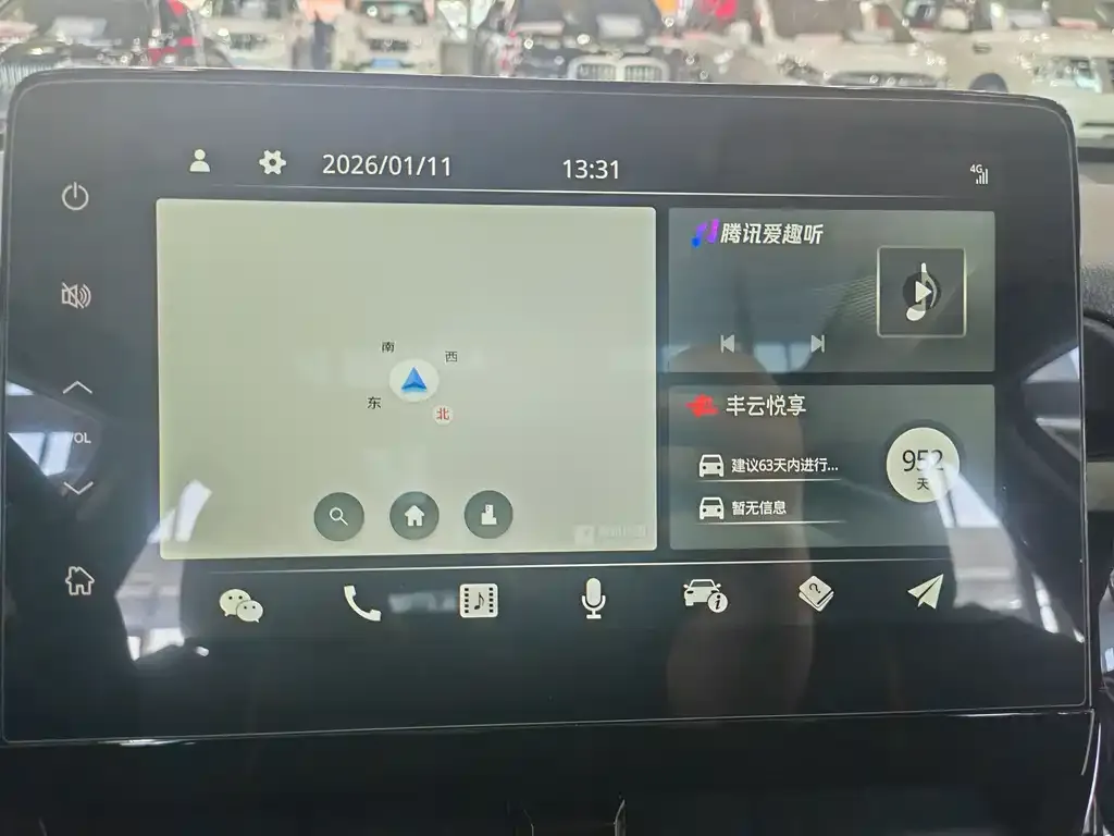 Toyota Camry 2023 из CN, фото 2
