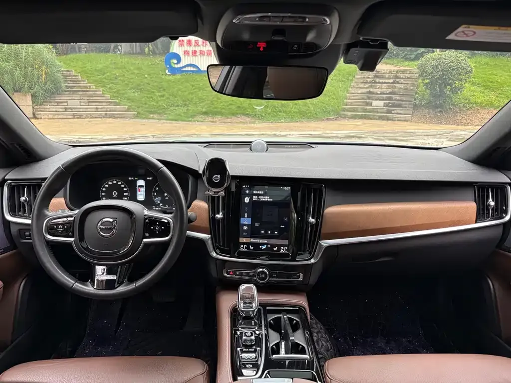 Volvo S90 PHEV 2021 из CN, фото 3
