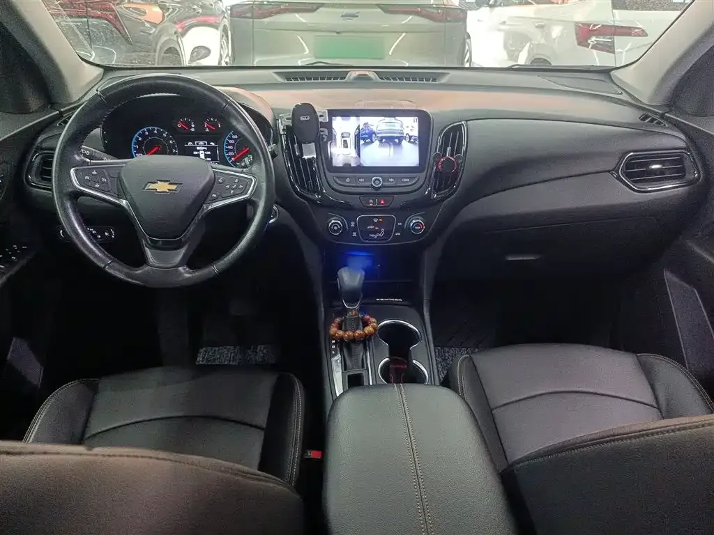 Chevrolet Equinox — фото 10