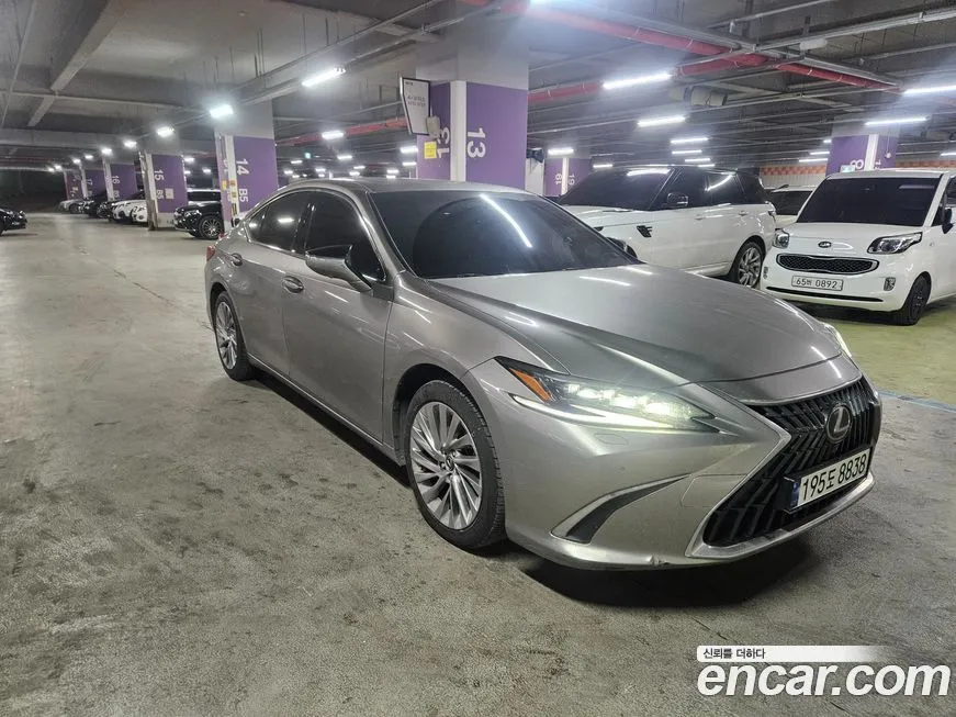 Lexus ES 2023 из KR, фото 8
