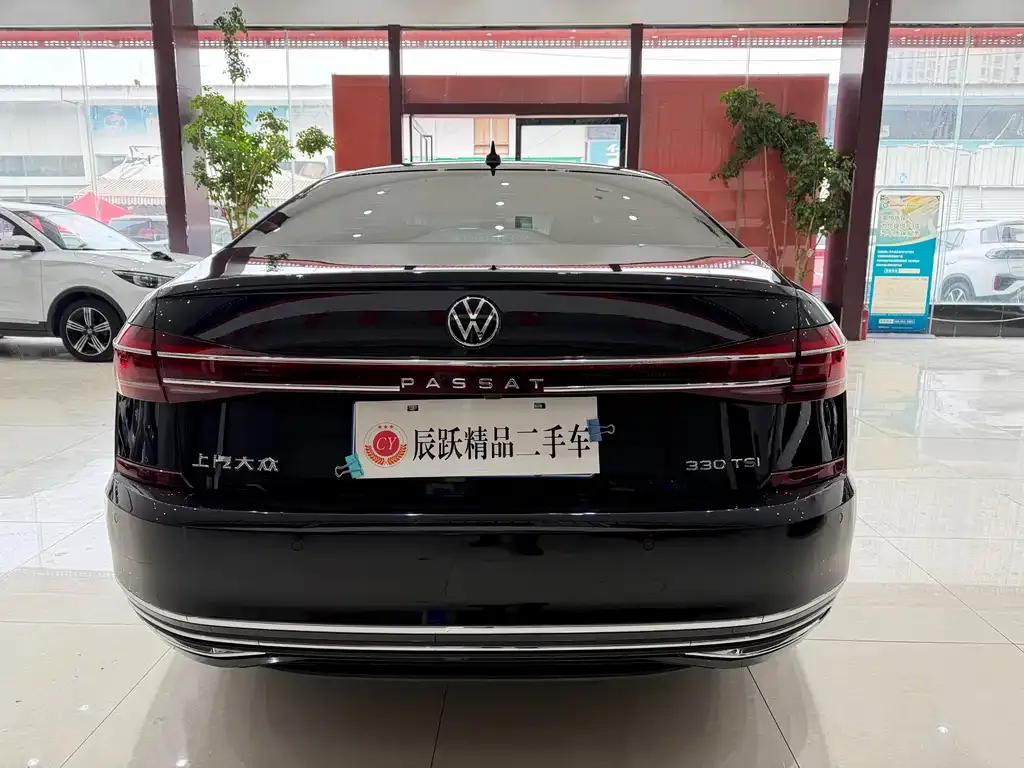 Volkswagen Passat 2023 из CN, фото 8