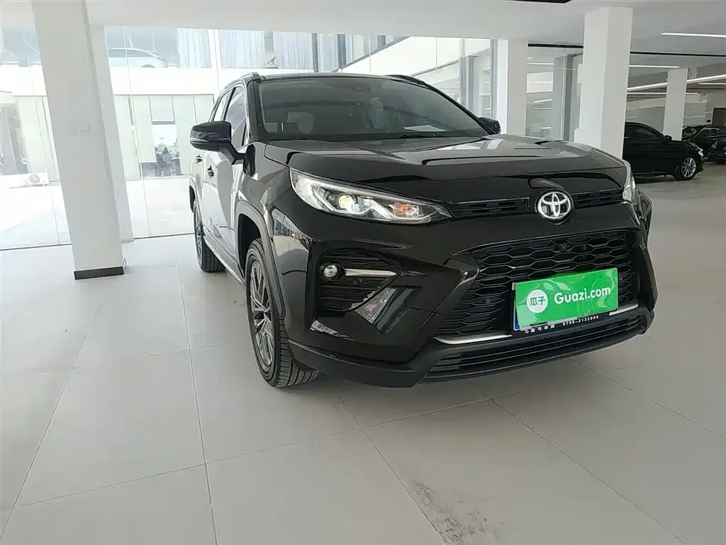 Toyota Wildlander 2023 из CN, фото 3