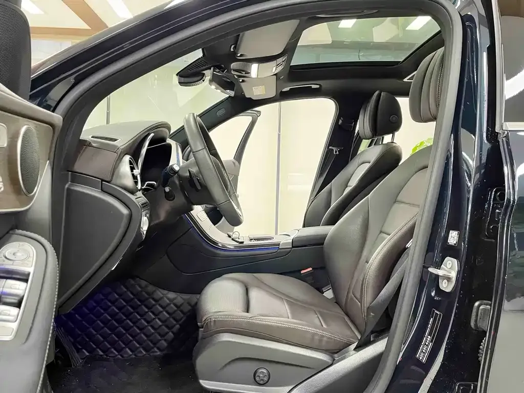 Mercedes-Benz GLC 2022 из CN, фото 2
