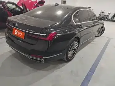 BMW 7 Series 2021 из CN, фото 3