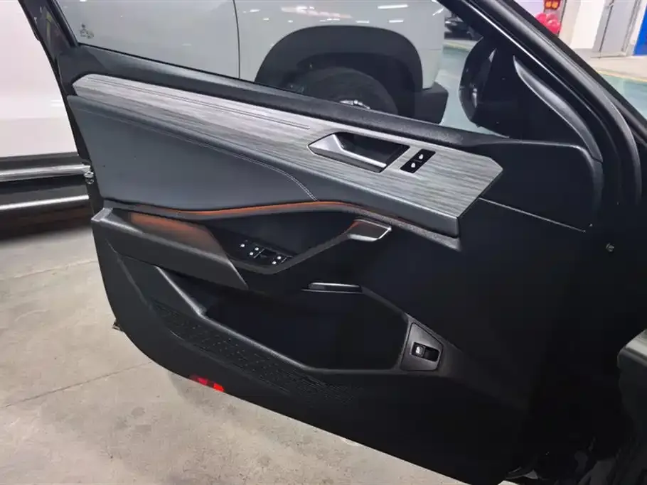 Volkswagen Sagitar 2023 из CN, фото 4