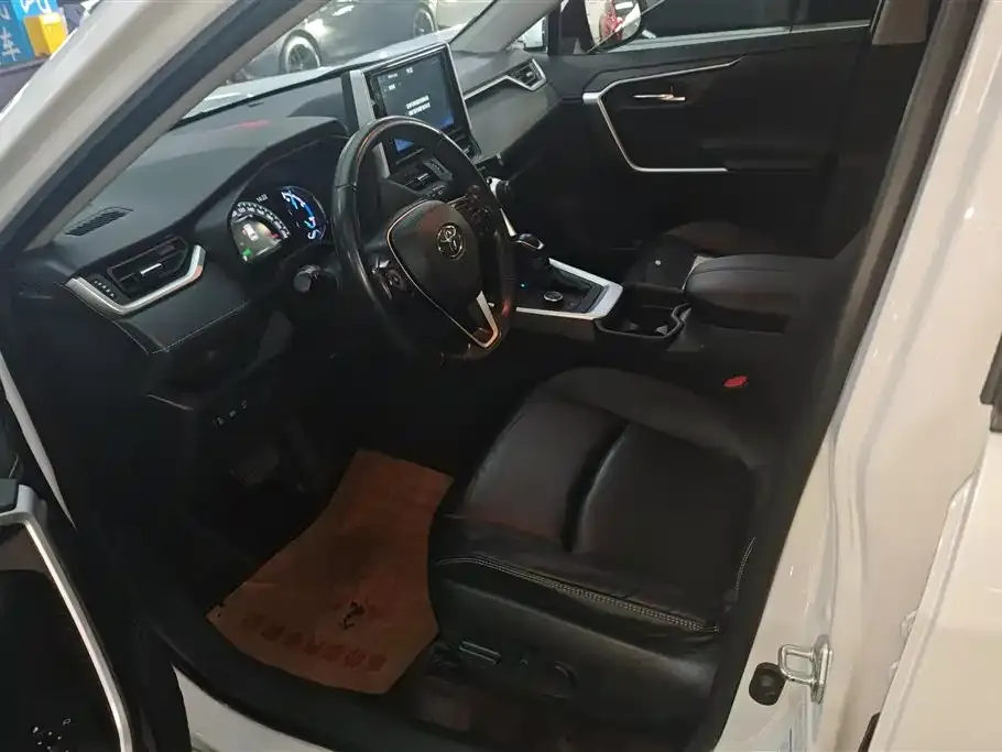 Toyota RAV4 2021 из CN, фото 7