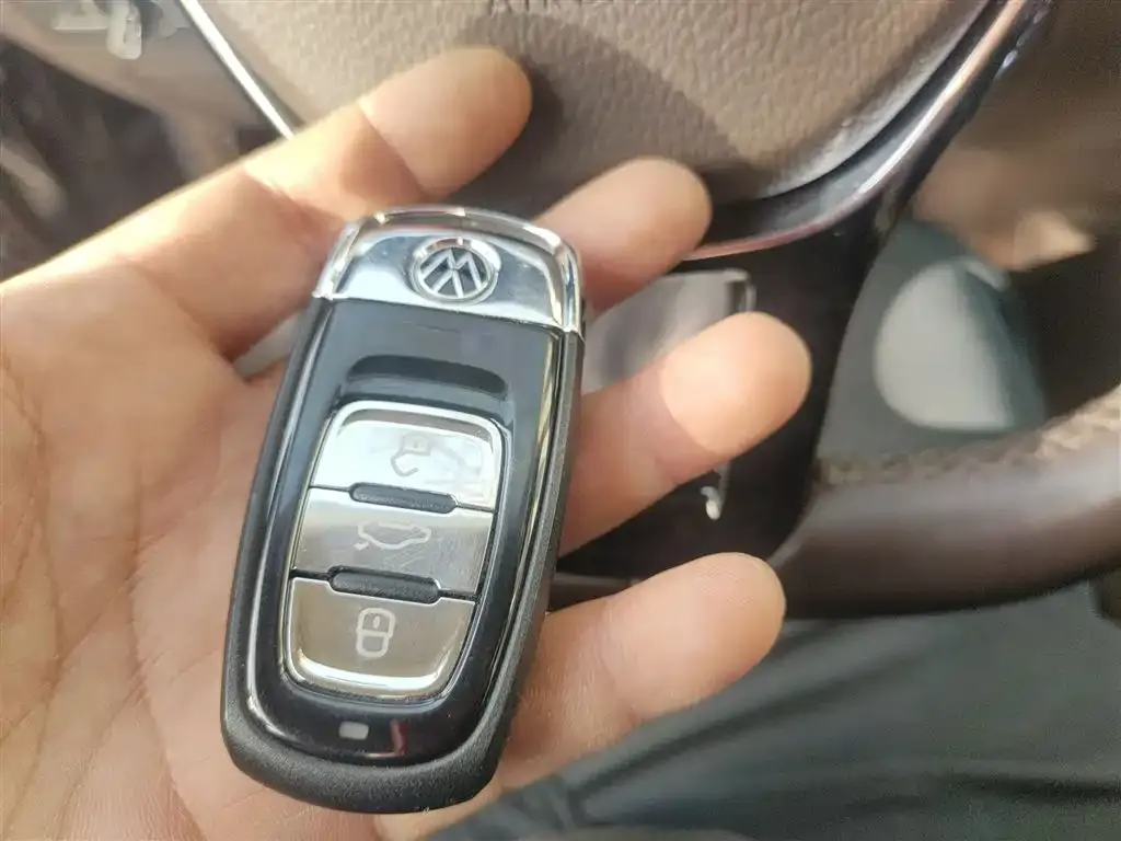 Volkswagen Phideon 2021 из CN, фото 8