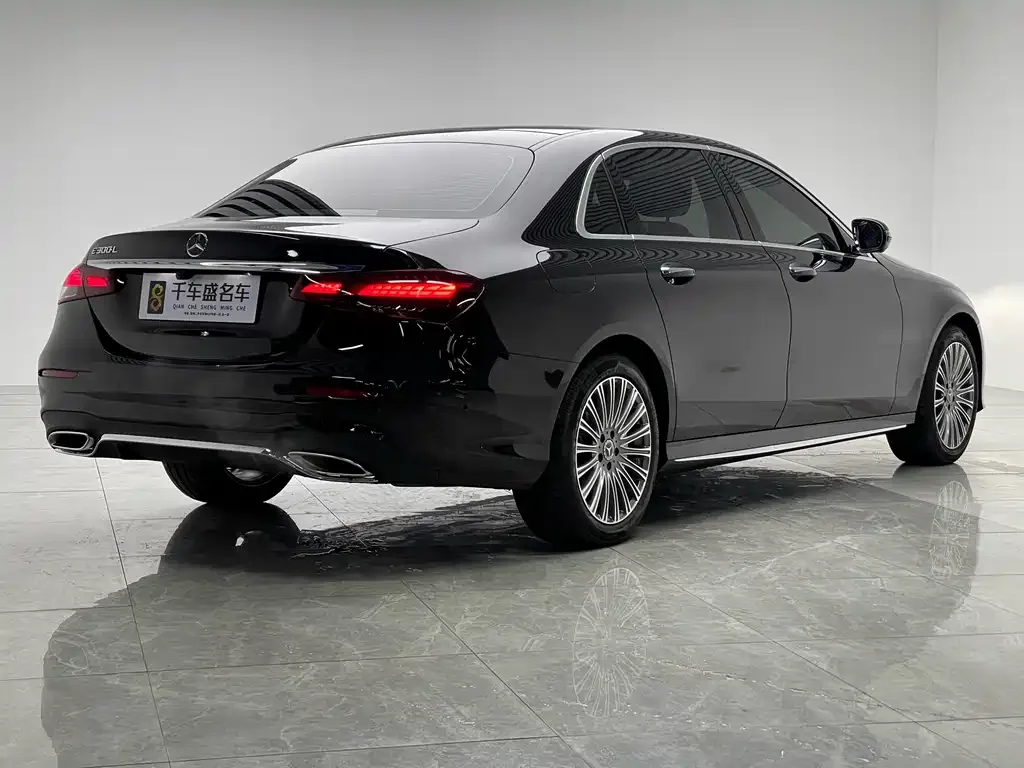 Mercedes-Benz E-Class 2022 из CN, фото 4