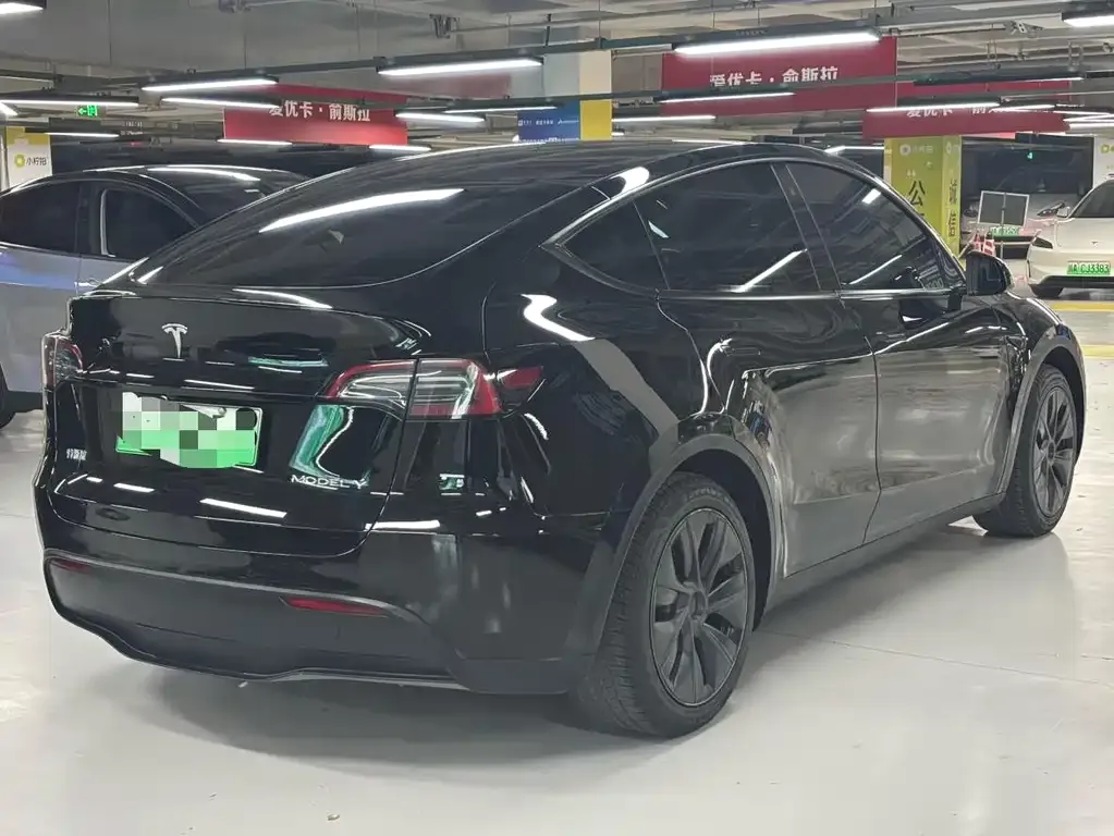 Tesla Model Y 2023 из CN, фото 7