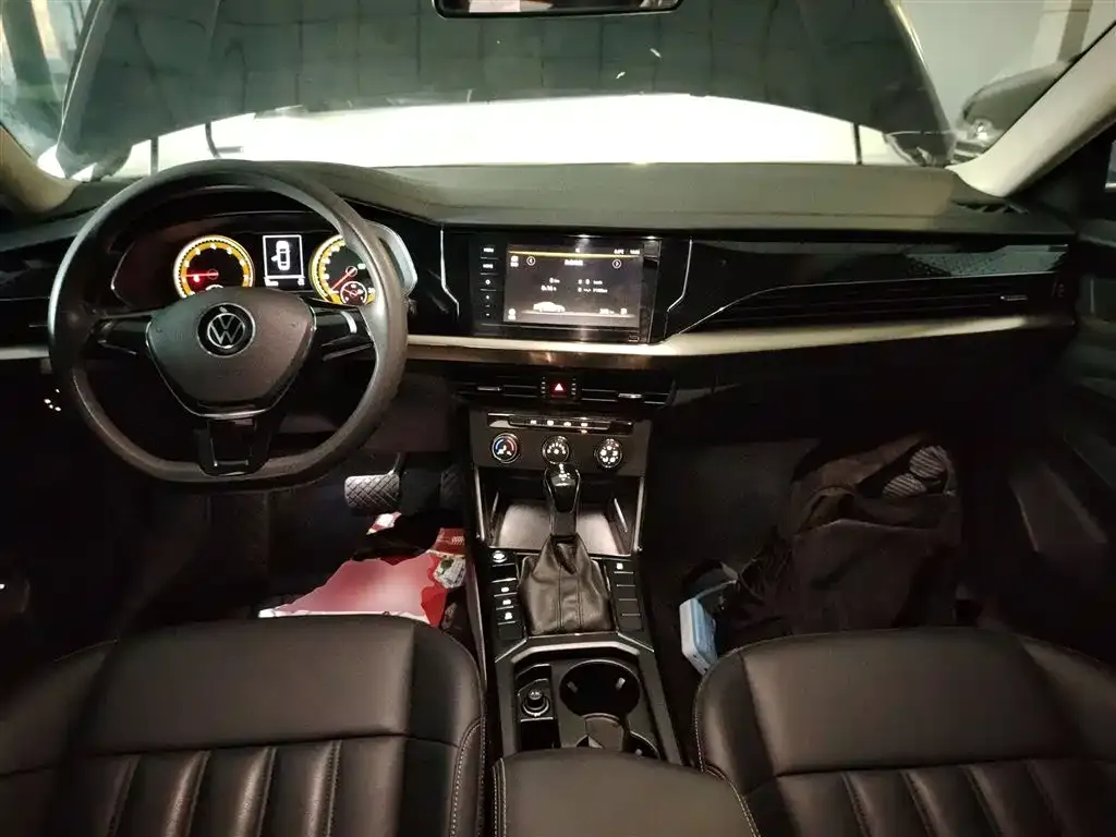 Volkswagen Passat 2021 из CN, фото 10