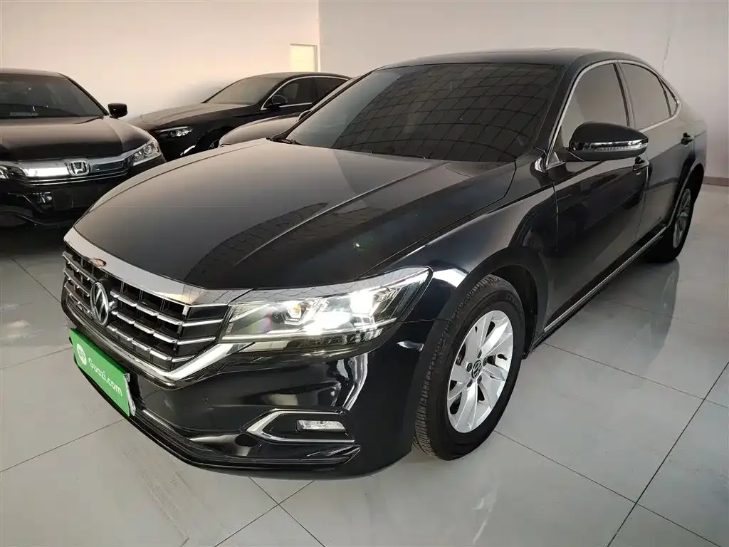 Volkswagen Passat 2021 из CN, фото 2