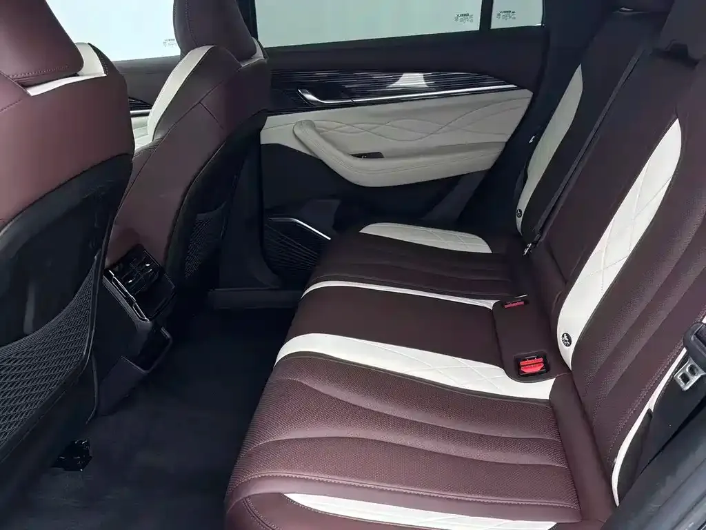 Geely Xingyue L 2023 из CN, фото 9