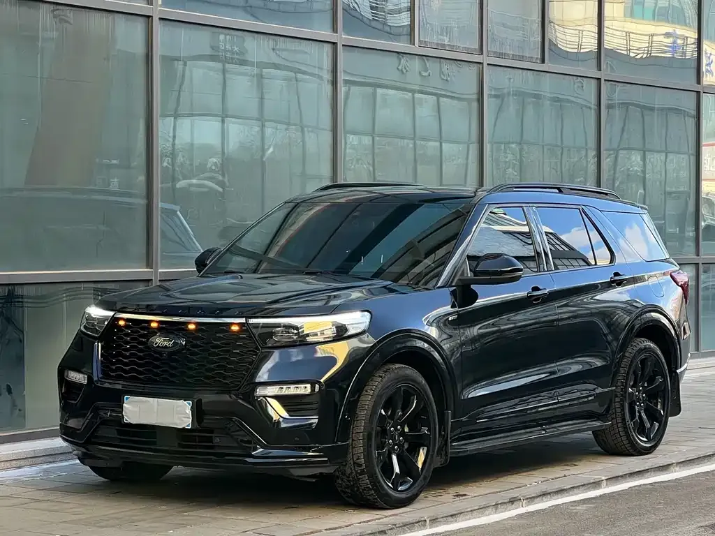 Ford Explorer 2021 из CN, фото 1