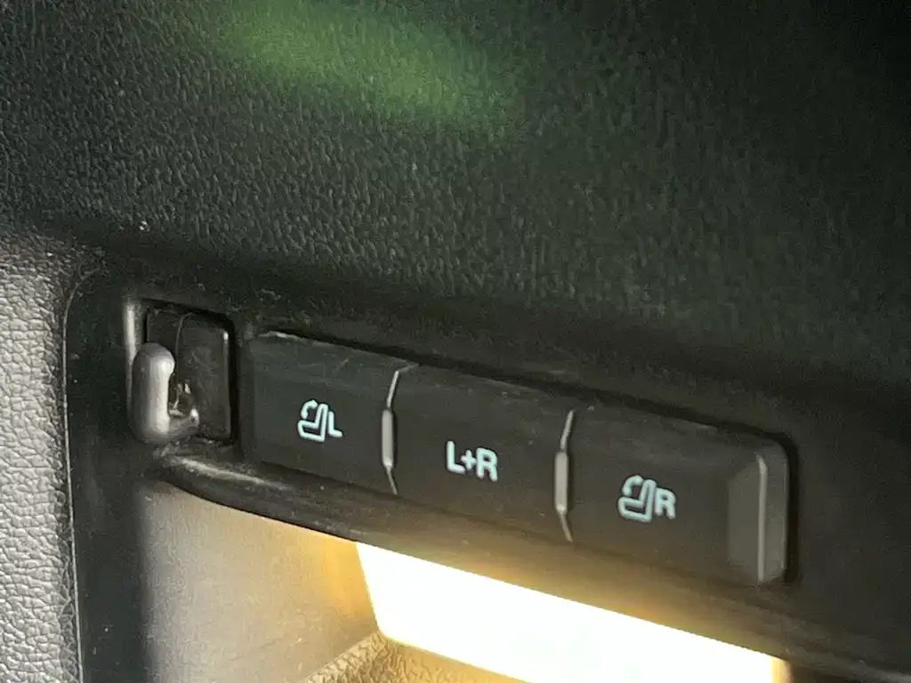 Ford Explorer 2021 из CN, фото 4