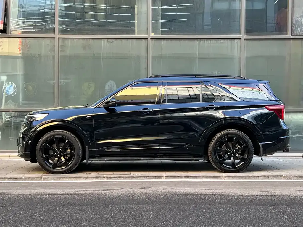Ford Explorer 2021 из CN, фото 9