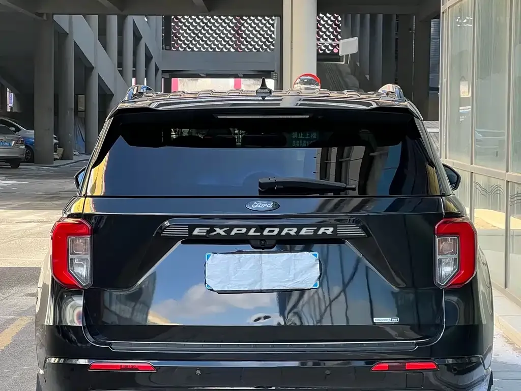 Ford Explorer 2021 из CN, фото 7