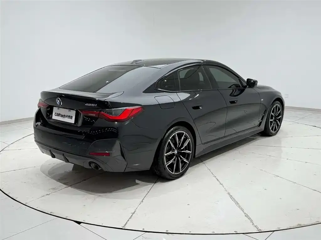 BMW 4 Series 2023 из CN, фото 9