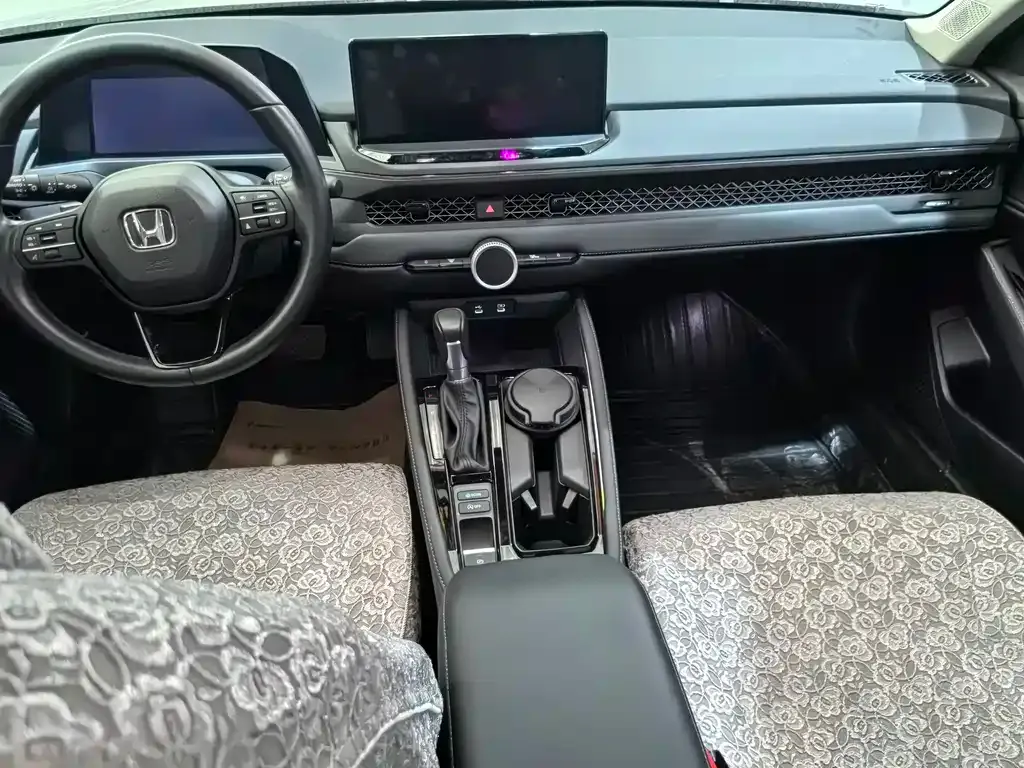 Honda Accord 2023 из CN, фото 8
