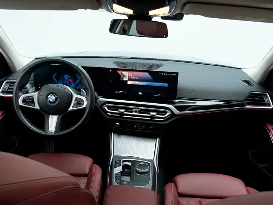 BMW 3 Series 2023 из CN, фото 2