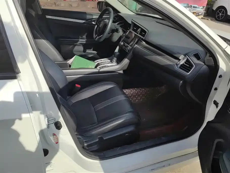 Honda Civic 2021 из CN, фото 5
