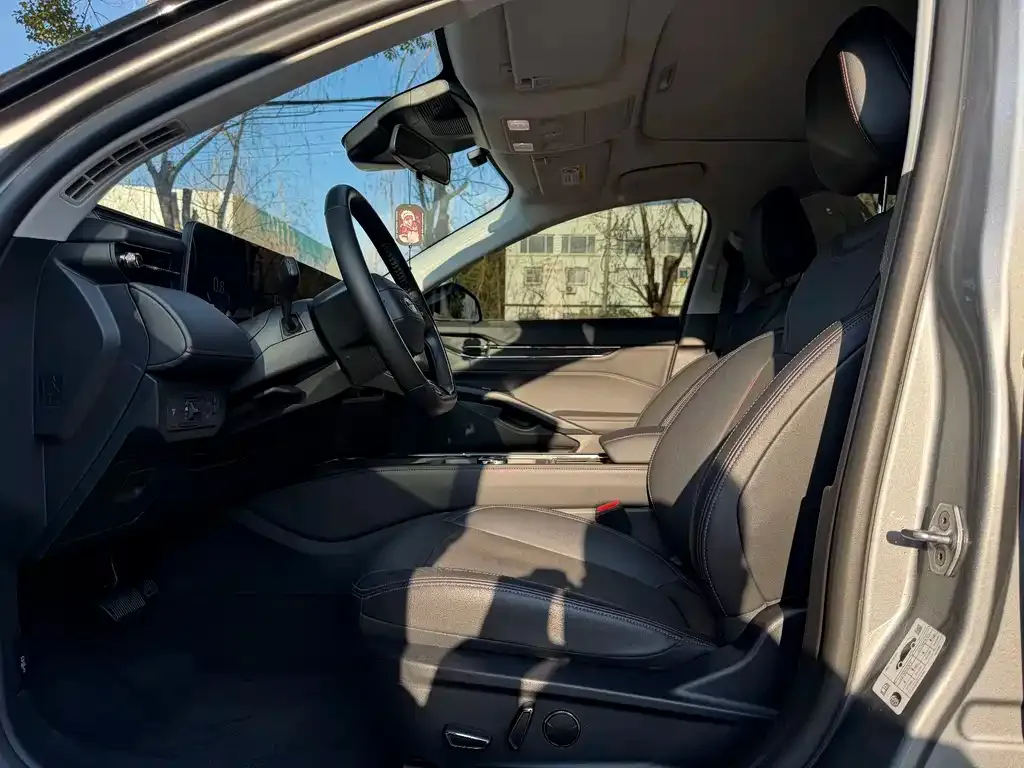 Ford Mondeo 2023 из CN, фото 9