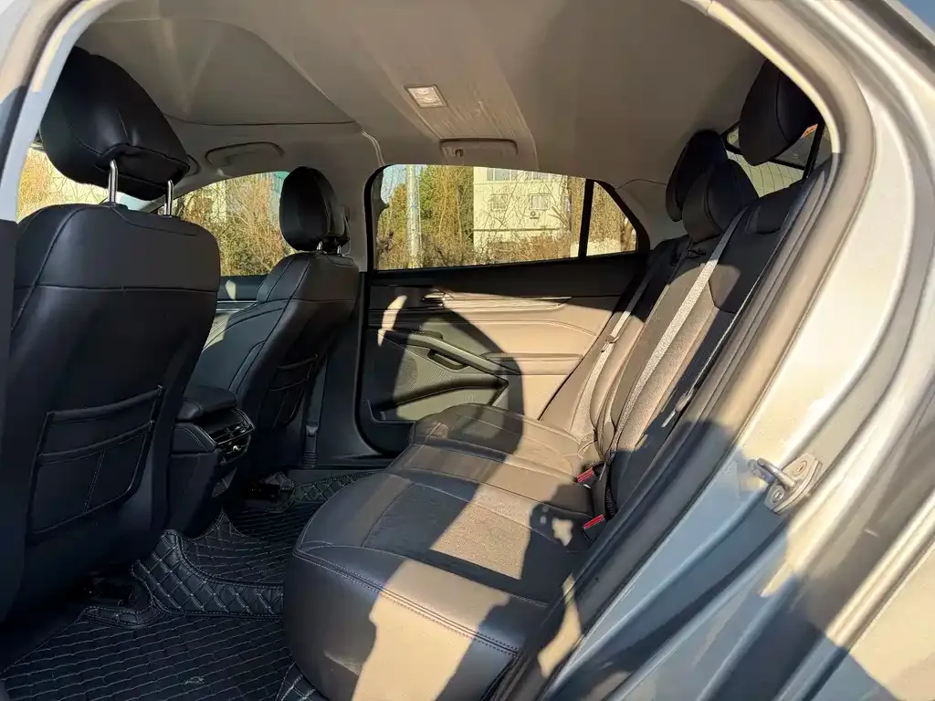 Ford Mondeo 2023 из CN, фото 7