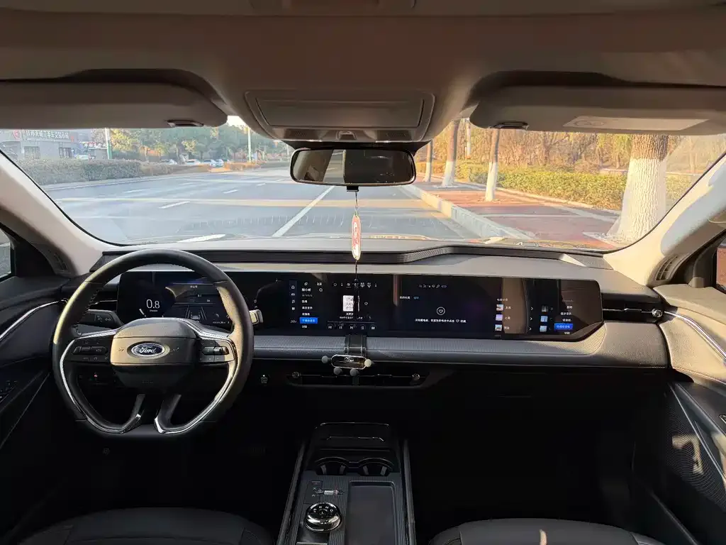 Ford Mondeo 2023 из CN, фото 8