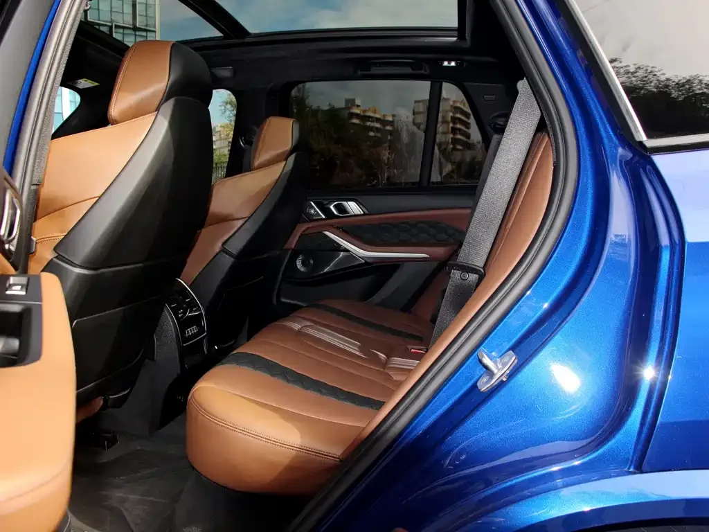 BMW X5 M 2022 из CN, фото 4