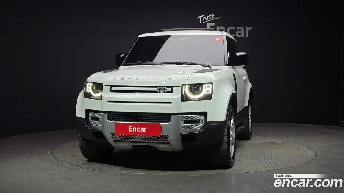 Land Rover Defender 2022 из KR, фото 2