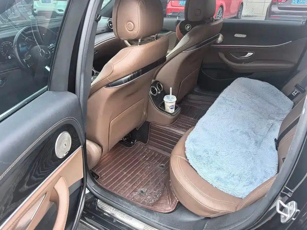 Mercedes-Benz E-Class 2022 из CN, фото 2