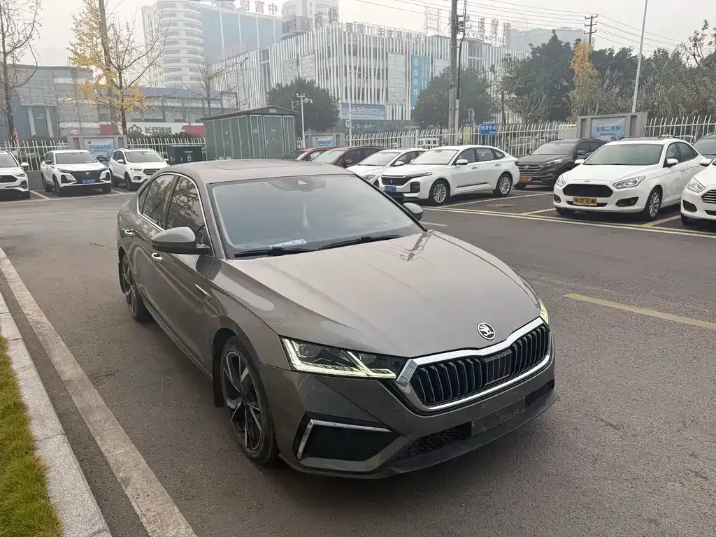 Skoda Octavia 2021 из CN, фото 3
