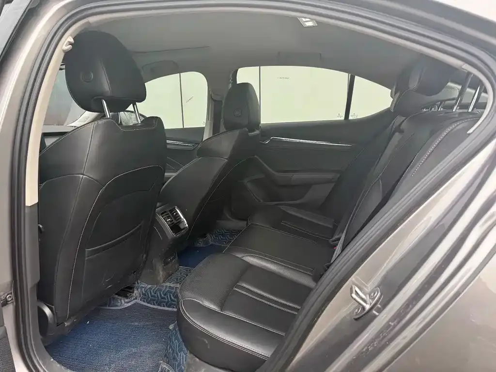 Skoda Octavia 2021 из CN, фото 8