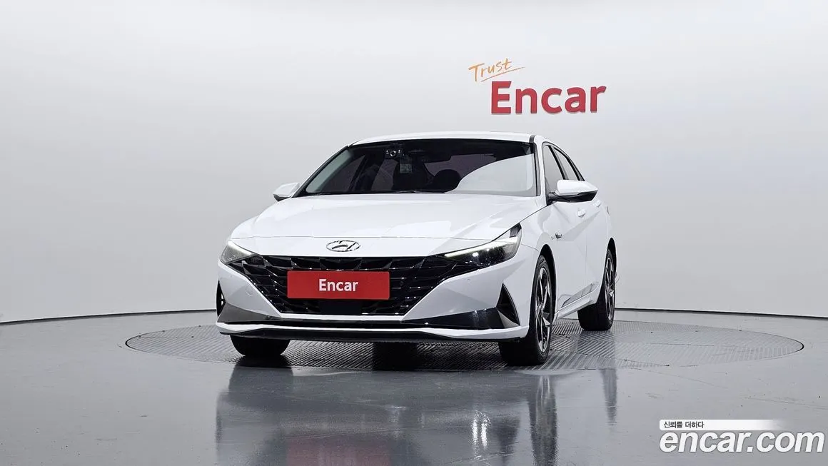Hyundai AVANTE — фото 2