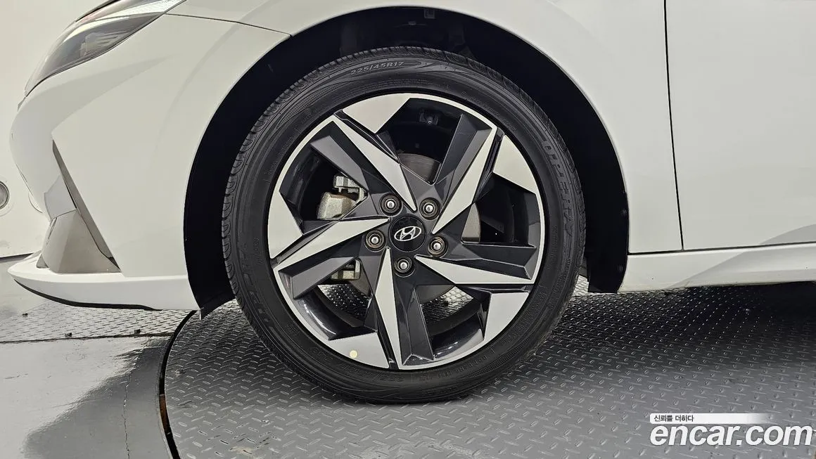 Hyundai AVANTE — фото 7