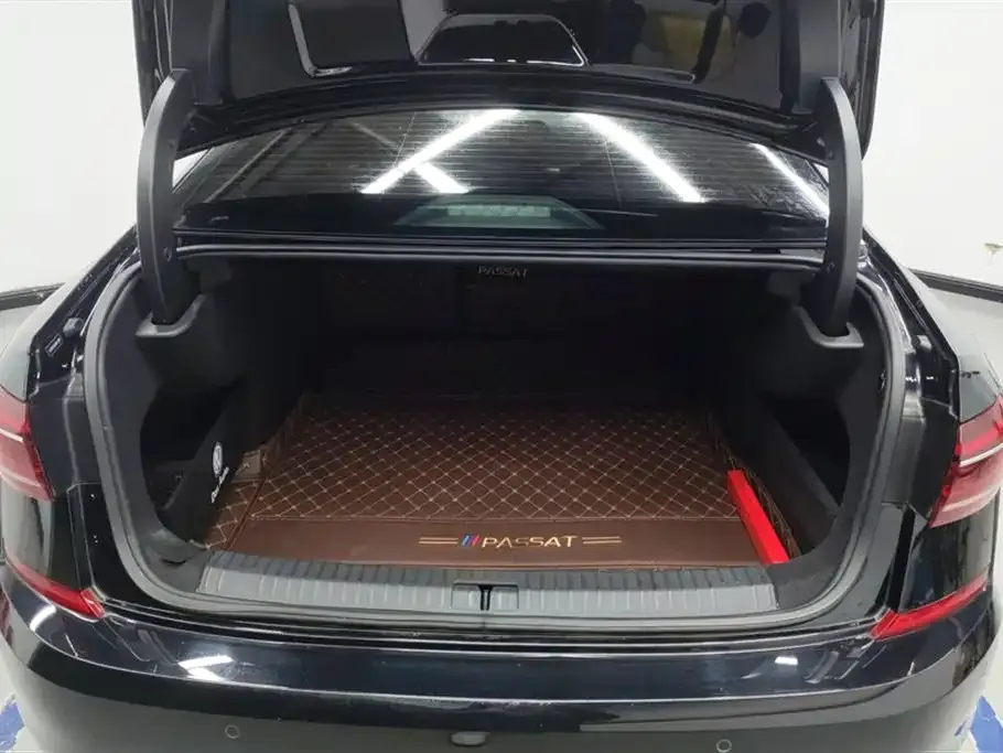 Volkswagen Passat 2022 из CN, фото 9