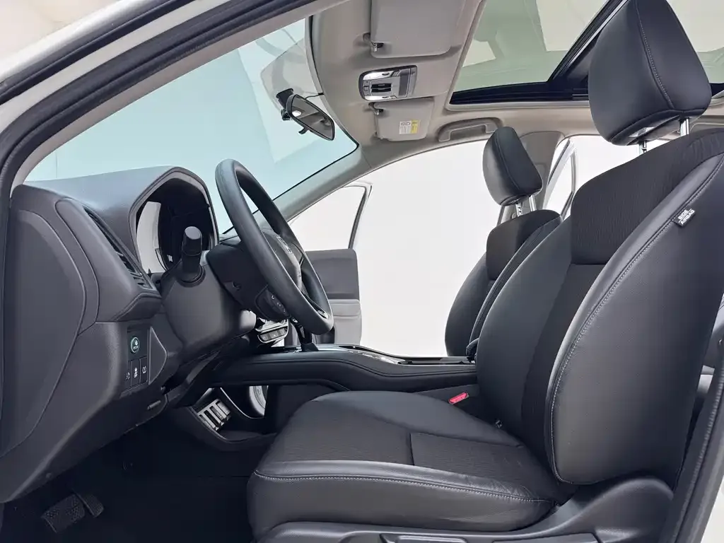 Honda Vezel 2022 из CN, фото 10