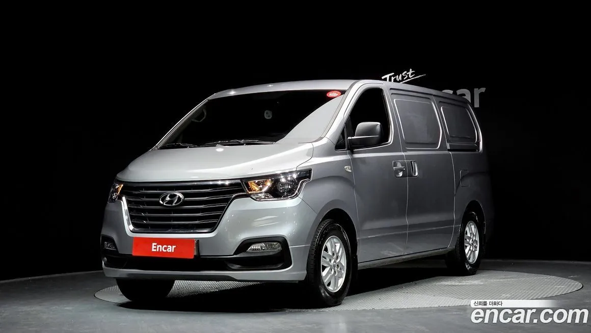 Hyundai Starex 2021 из KR, фото 1